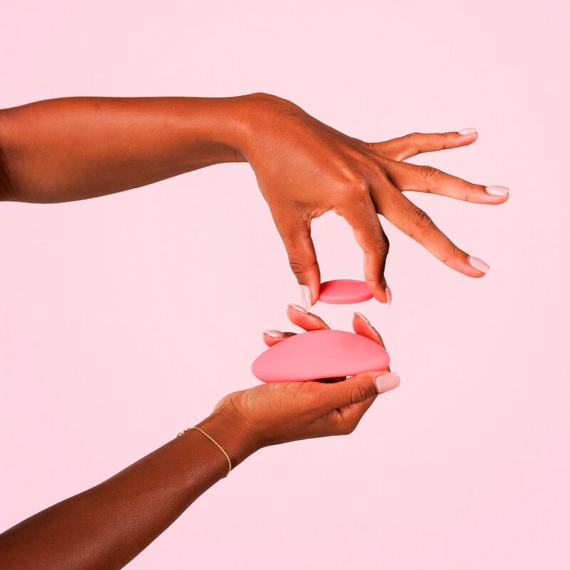 JE JOUE - ILY PANTY VIBE VIBRADOR ÍNTIMO CON CONTROL REMOTO